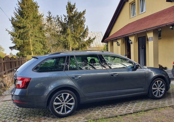 Skoda Octavia cena 69999 przebieg: 197845, rok produkcji 2019 z Iłża małe 781